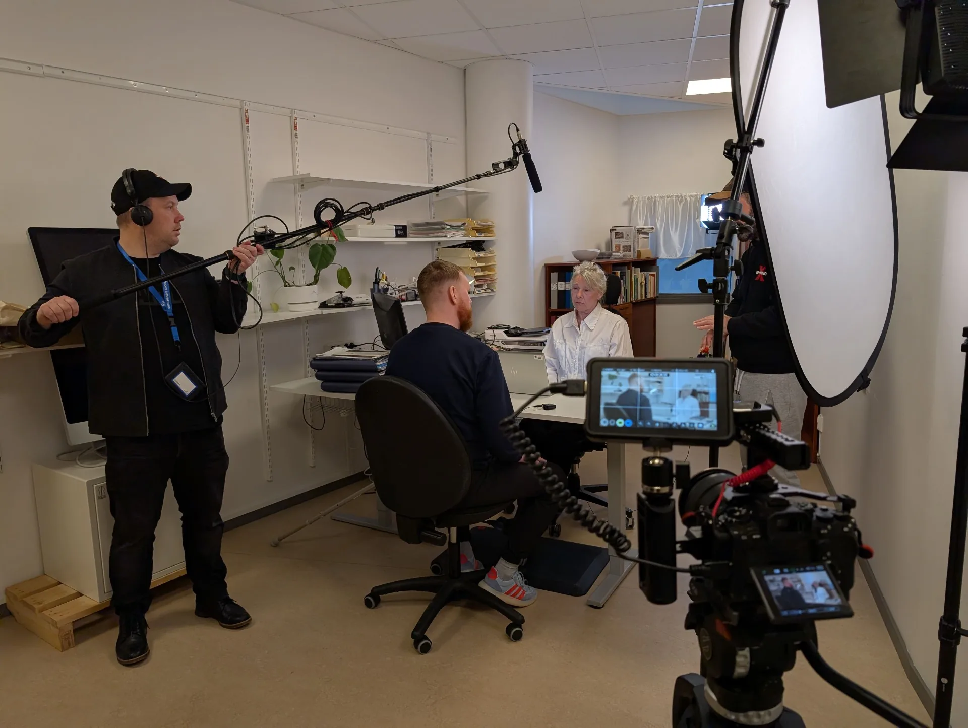 APH Film spelar in en intervju på plats hos kund